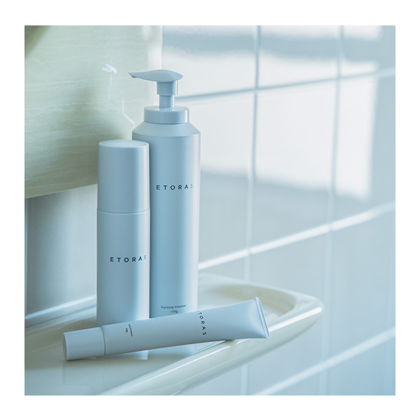 ETORAS　エッセンスセラム　90g